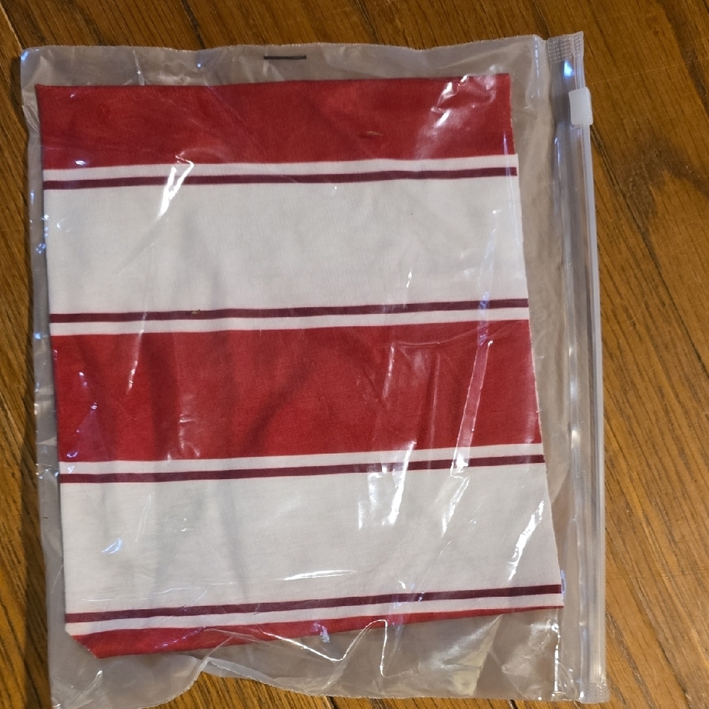 Red and White Striped Dog Bandanas Set Of 3. 2med 1lg - Picture 4 of 5